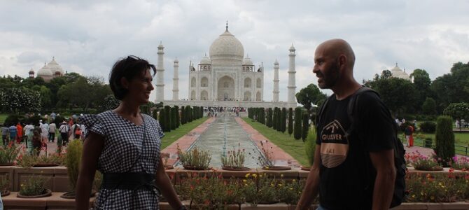 Día 4: Tren nocturno de Falna a Agra, Taj Mahal y Itmad-ud-Daula